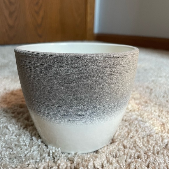 Other - New Espresso Crème Flower Pot